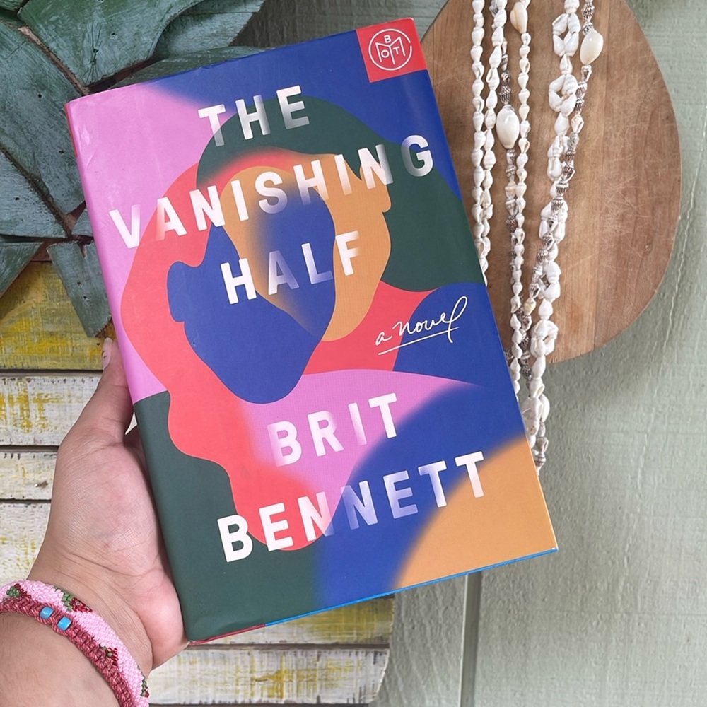 Hardcover Book: The Vanishing Half by Brit Bennet